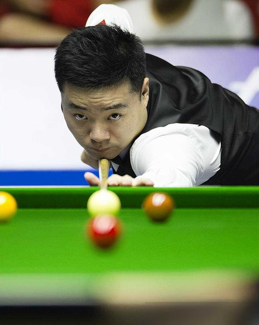 强调网前技 强调网前技